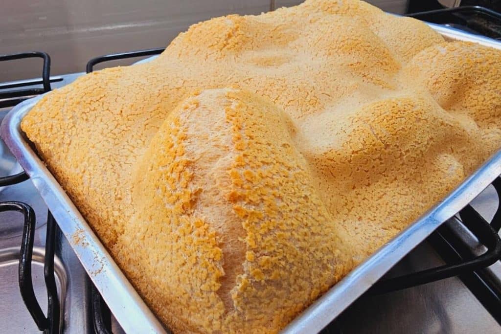 biscoito de polvilho na assadeira